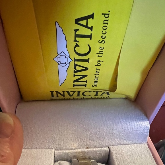 Watch - Picture 3 of 3